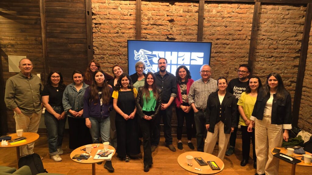 Fotografía grupal del primer encuentro de Chasqui